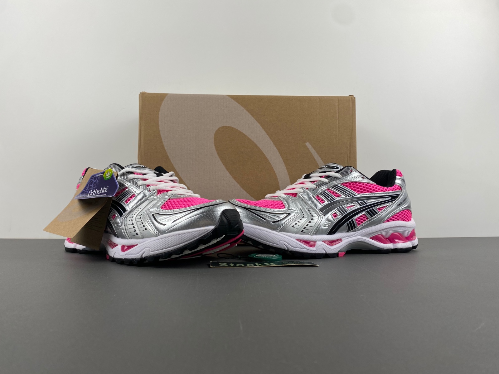 As*ic*s gel-kayano 14 1201a019-700