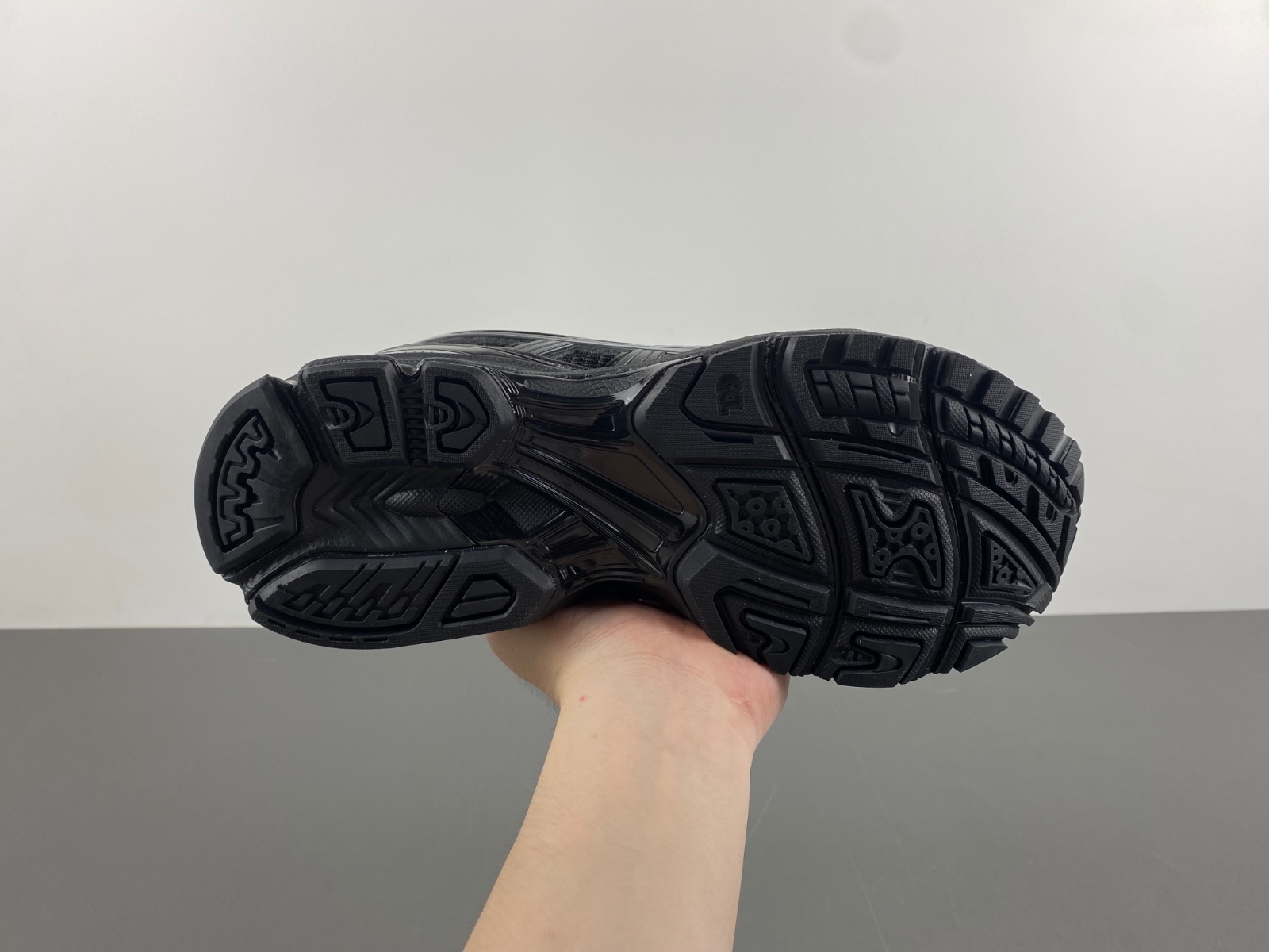 As*ic*s gel-kayano 14 1201a019-001