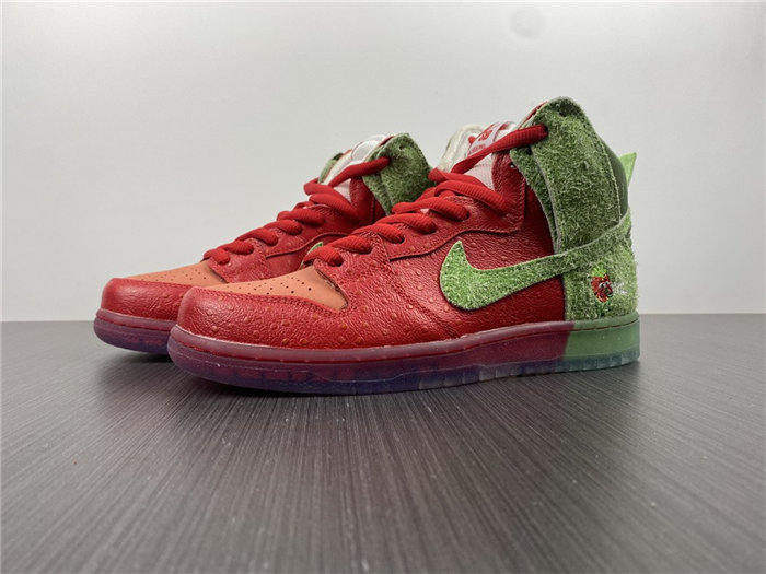 Dunk SB Nike SB Dunk High “Strawberry Cough" CW7093-600