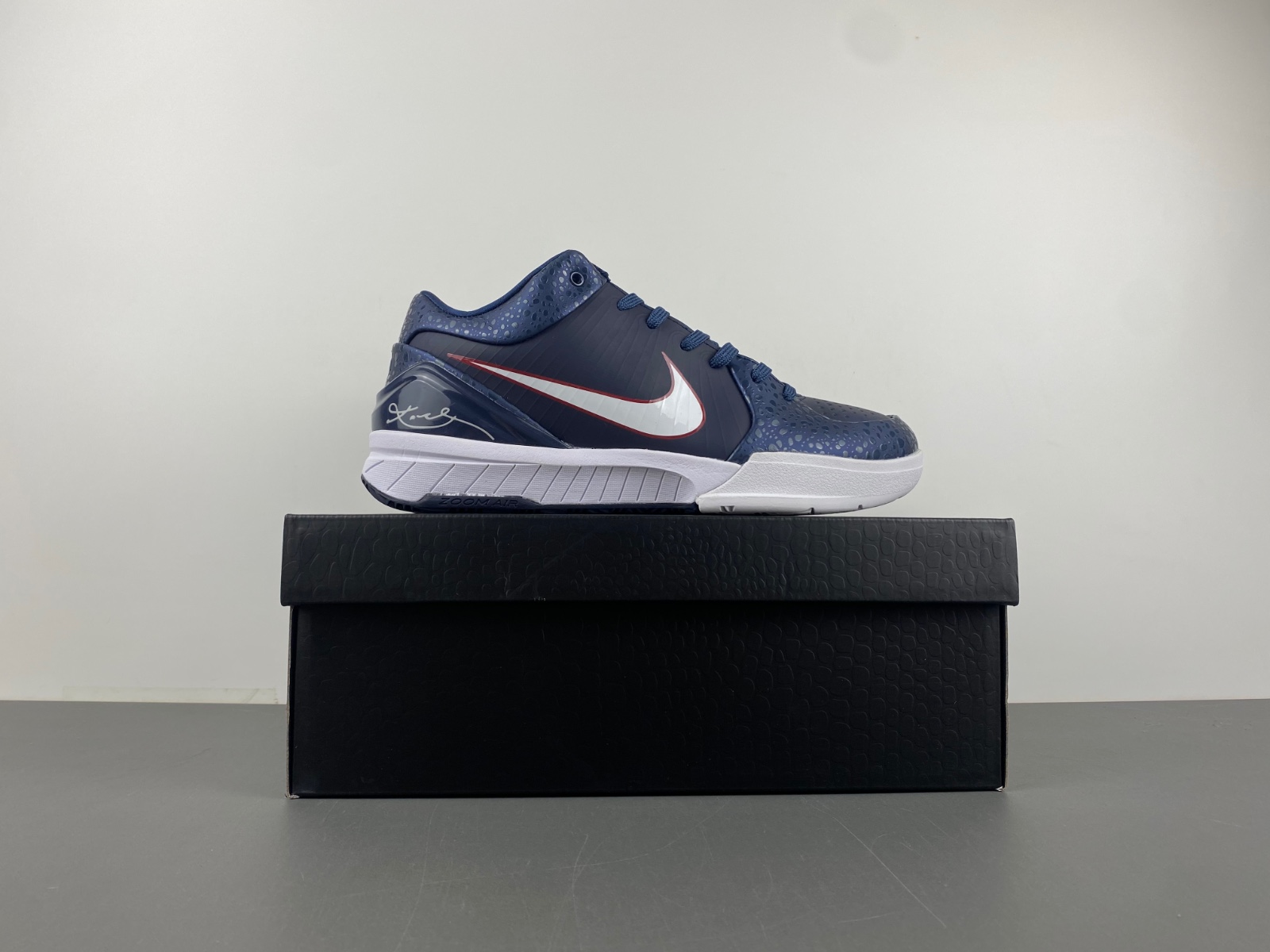 Nike Zoom Kobe 4 Inline  AV6339-109