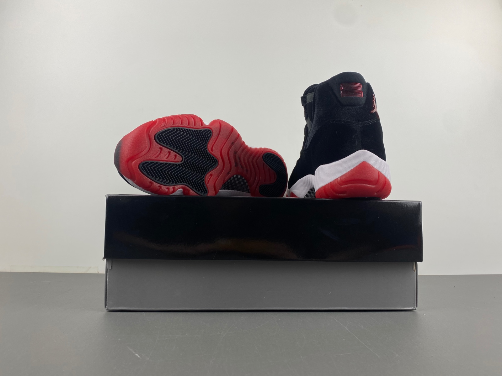 Air Jordan 11 WMNS “Bred Velvet” Rumored to Release Holiday 2024 DB5457-061