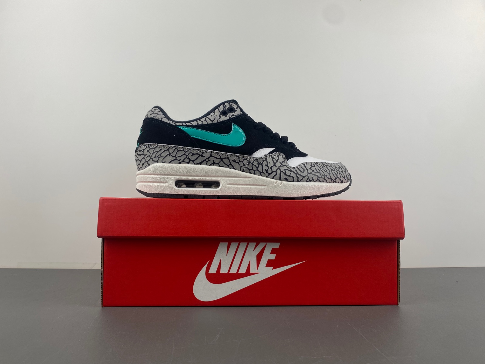 Air Max 1 Premium  908366-001