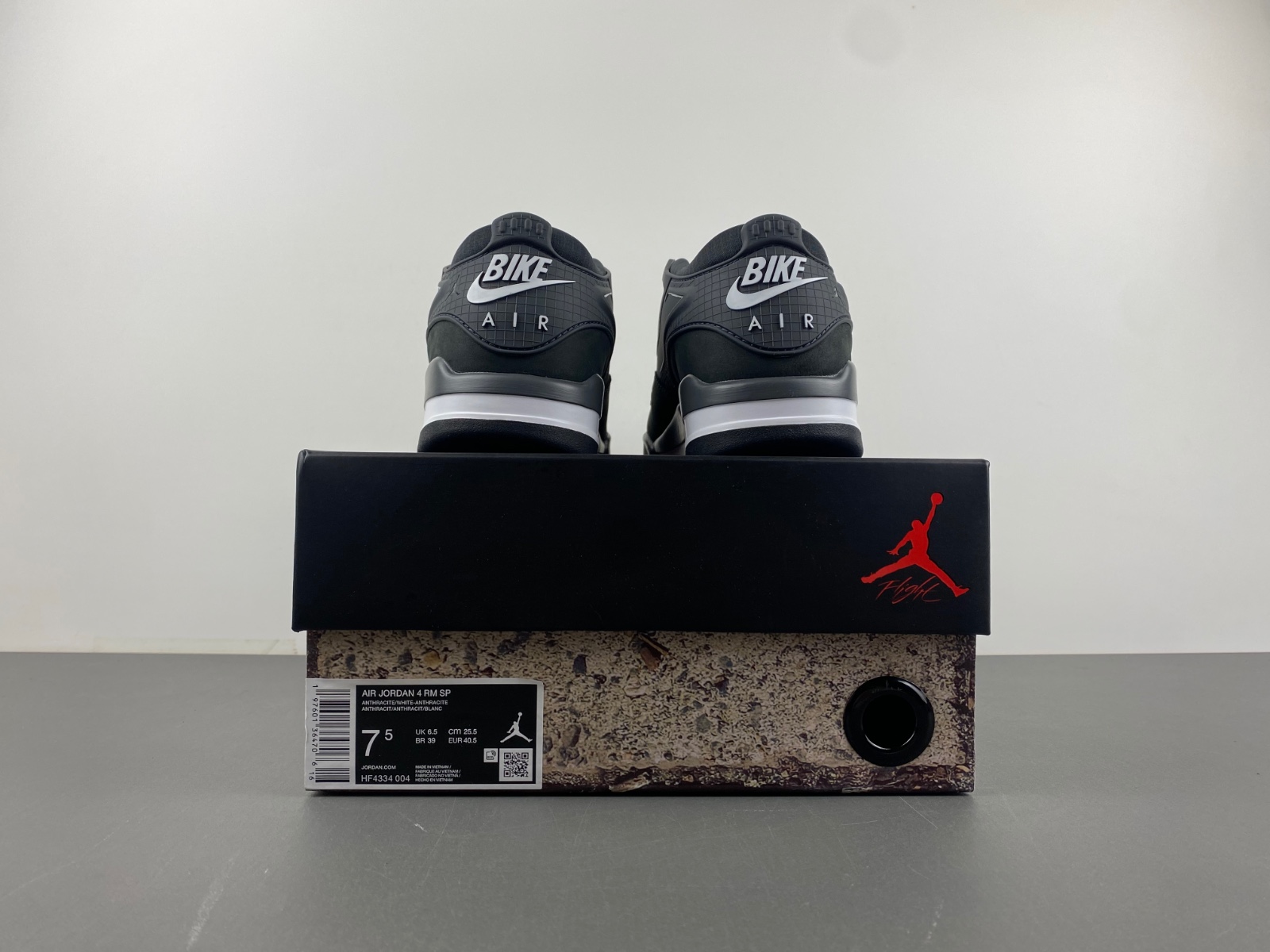 Air Jordan 4 RM SP Nigel Sylvester Driveway Grey HF4334-004