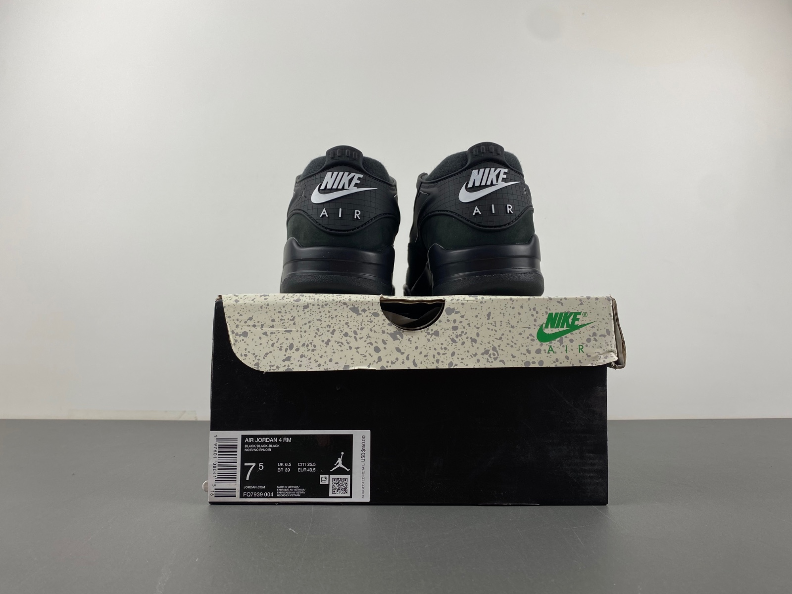 Air Jordan 4 RM “Black Cat” 4 RM FQ7939-004