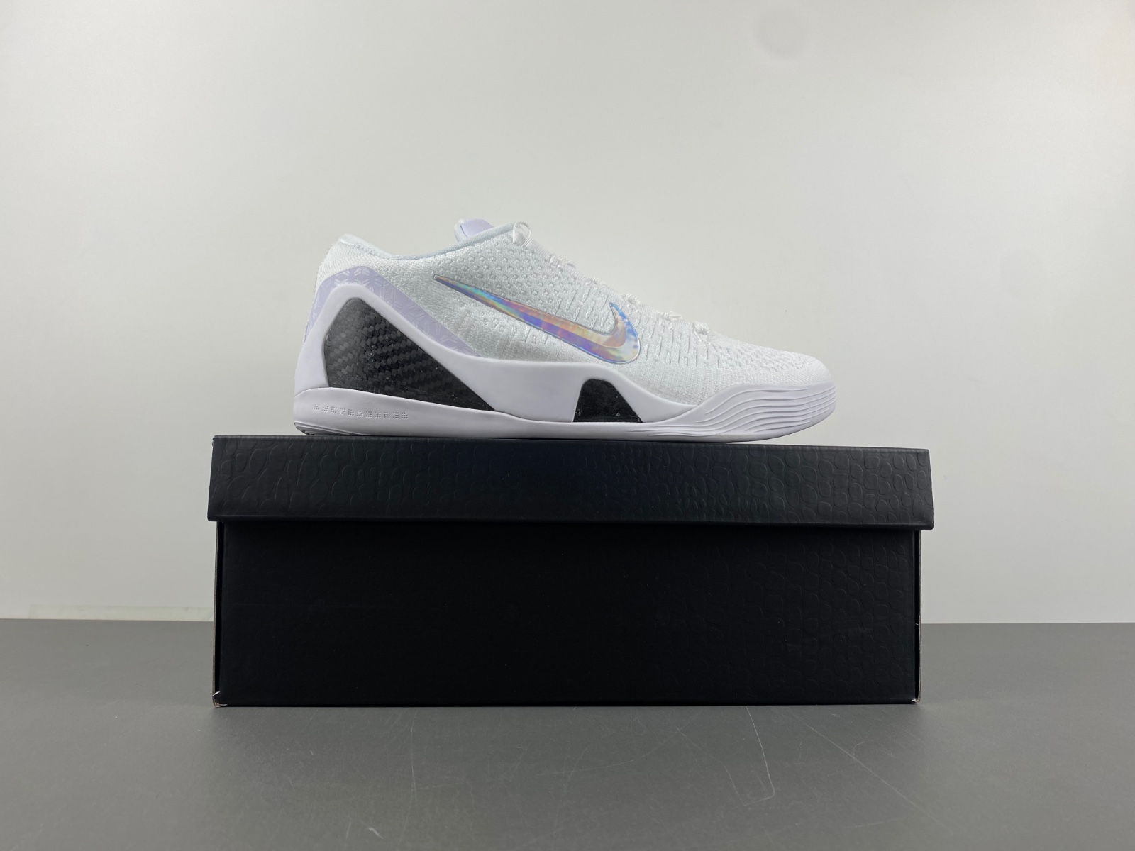 Nike Kobe 9 FZ7334-100