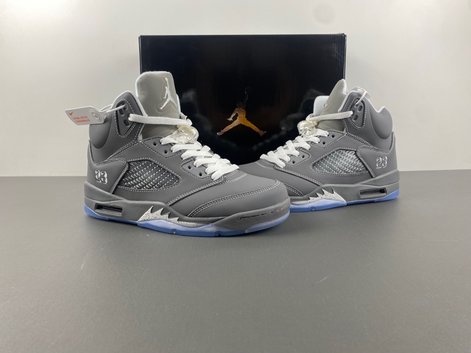 Jordan 5 Retro Wolf Grey 136027-005