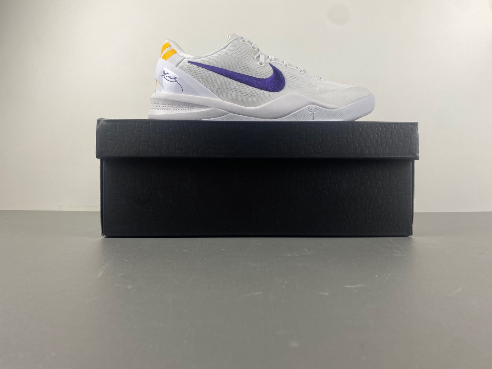 Nike Kobe 8 Protro “Lakers Home” HF9550-100