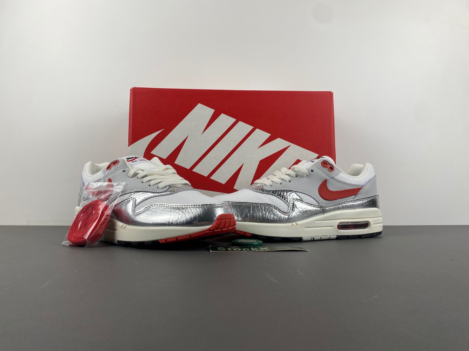 Air Max 1 Premium SE  HF7746-100