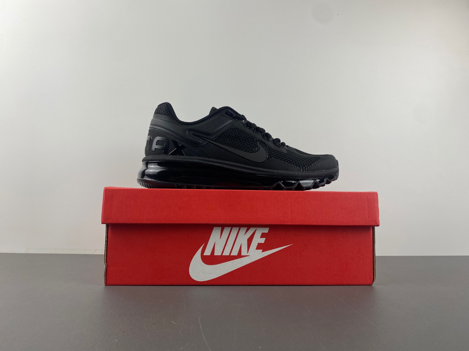 Nike Air Max 2013  FZ3156-010