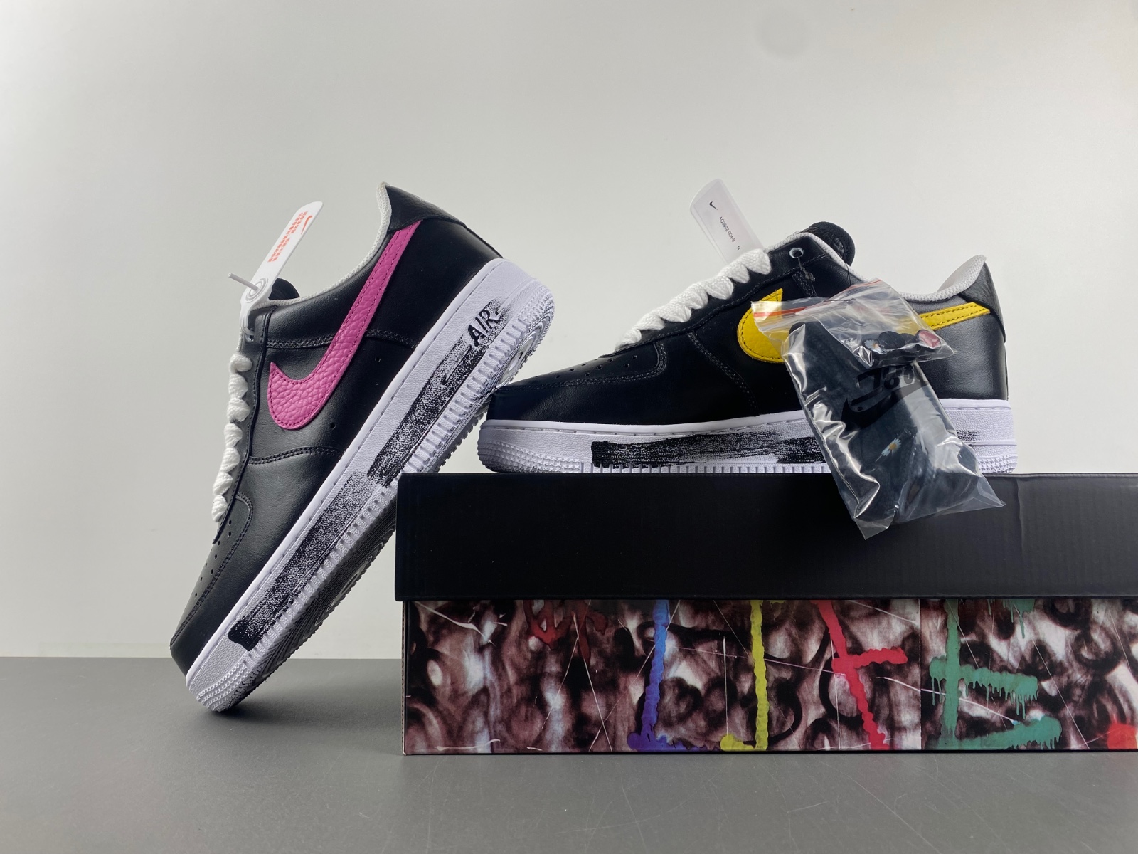 PEACEMINUSONE x Nike Air Force 1 “Para-Noise 3.0 AQ3692-004