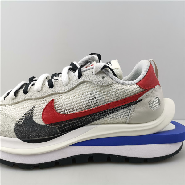 NIKE SACAI X VAPORWAFFLE 'SAIL