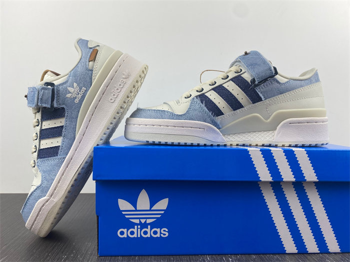 adidas Forum Low Blue Cloud White HQ633Q