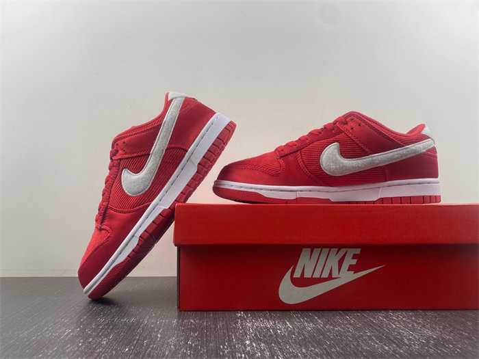 Nike Dunk Low Valentine's Day FZ3548-612