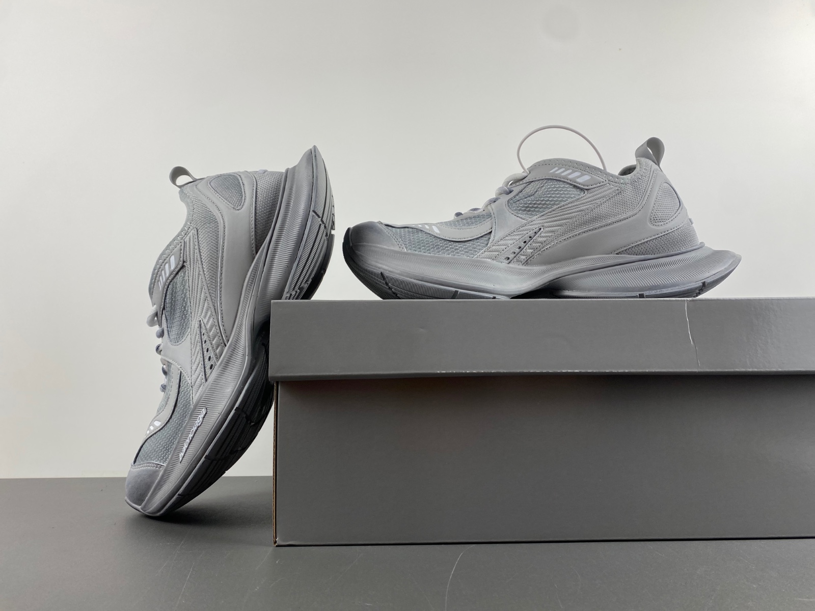 BALENCIAGA 793945 WFLGY 0315
