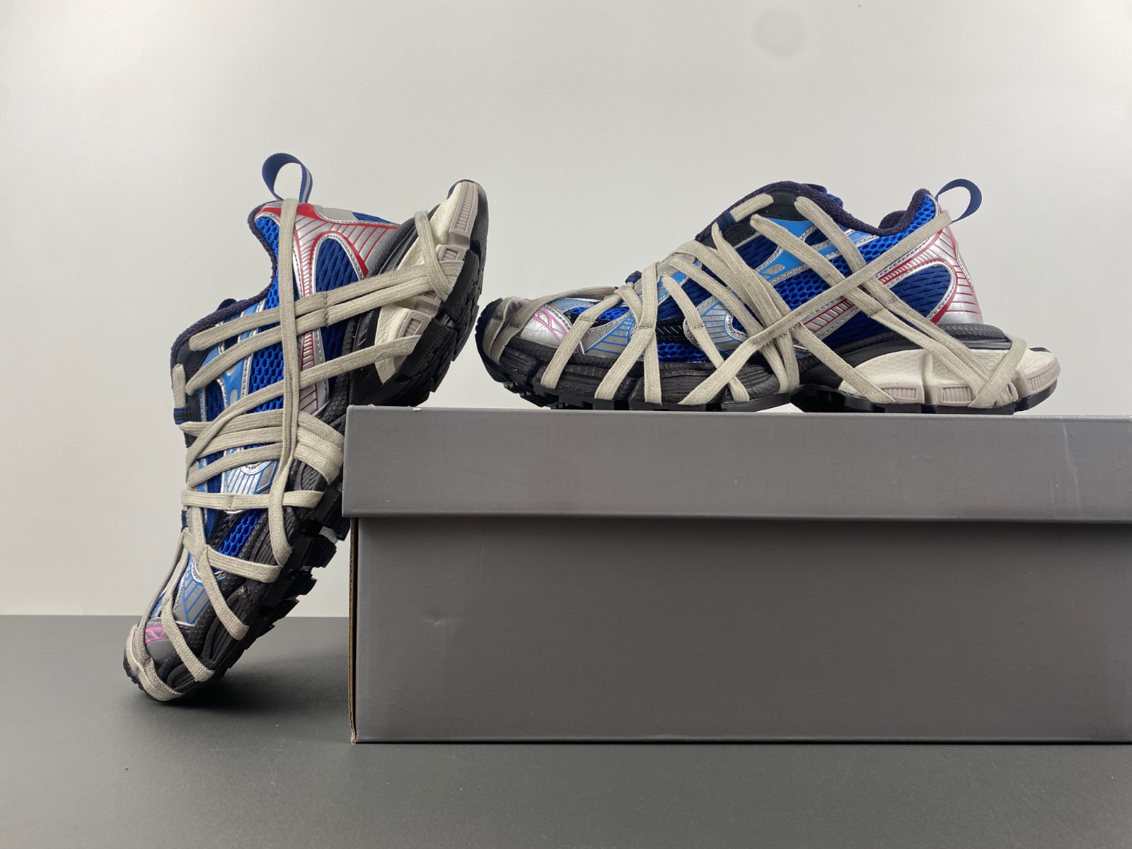 Balenciaga 778698 W3XLL 0525