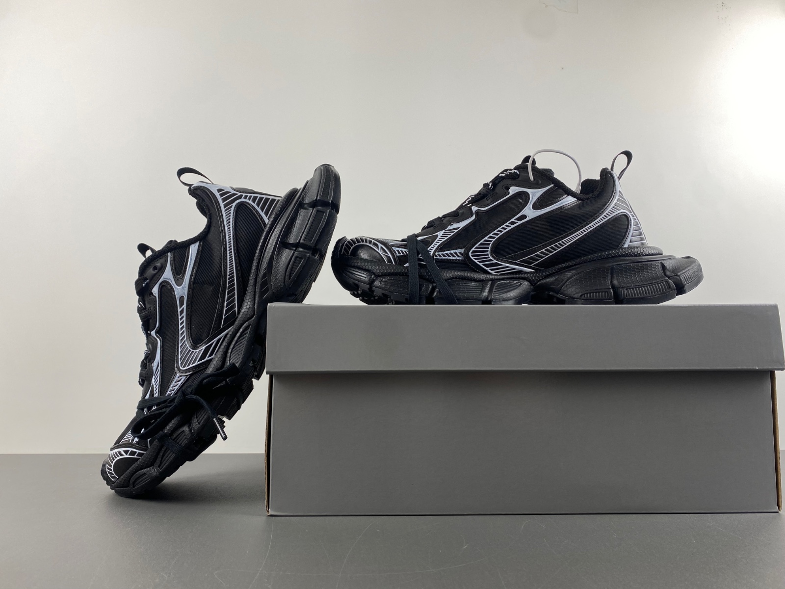 BALENCIAGA十IAGA -PHANTOM SNEAKER 734734 W3XL2 0236