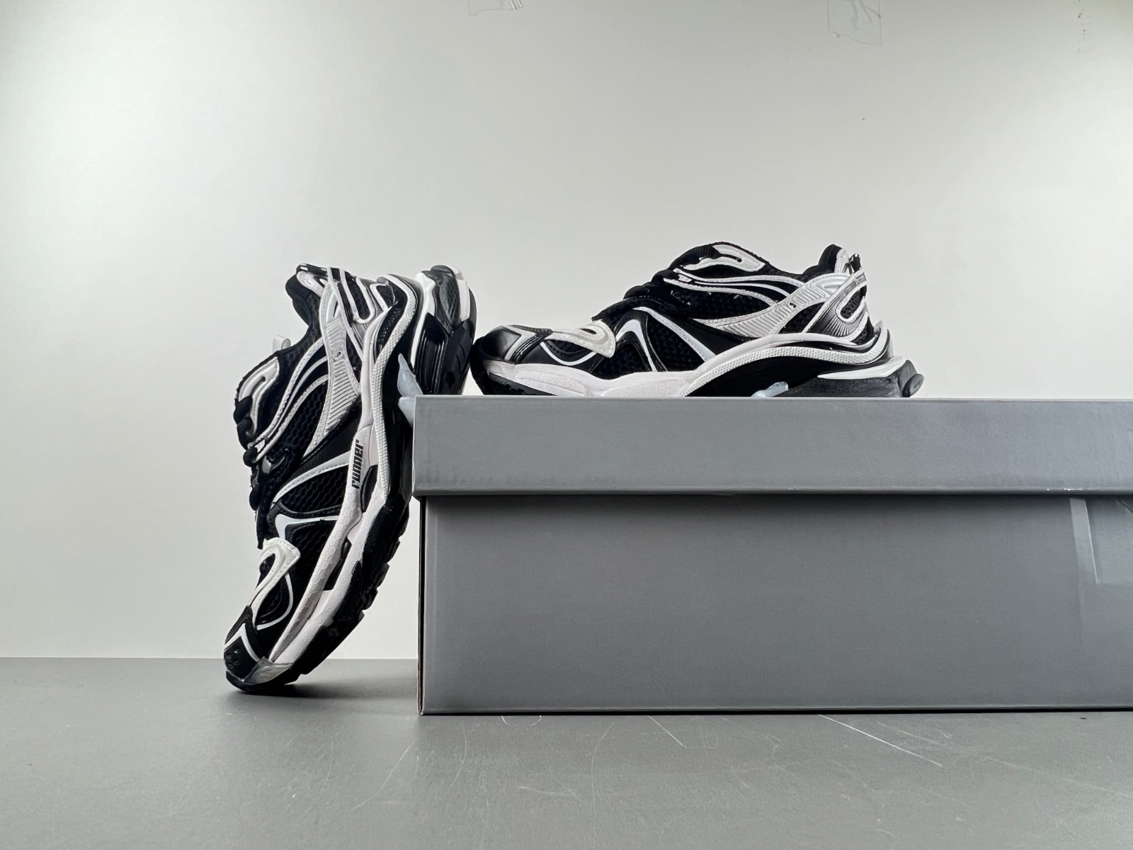 Balenciaga 779064-W3RBXP-0213