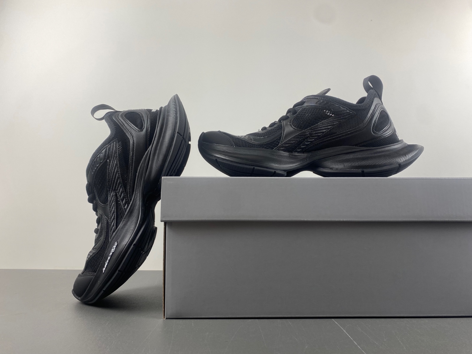BALENCIAGA 793945 WFLGY 0613