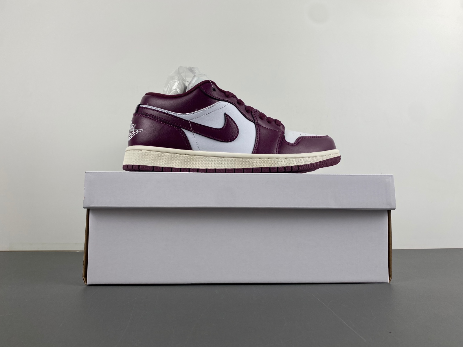 Jordan 1 Low Team Red  DC0774-161