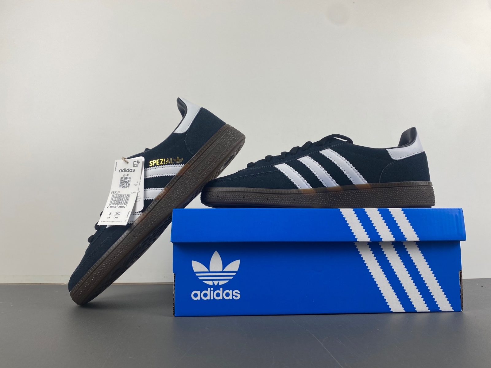 （Adidas） Handball Spezil  DB3021