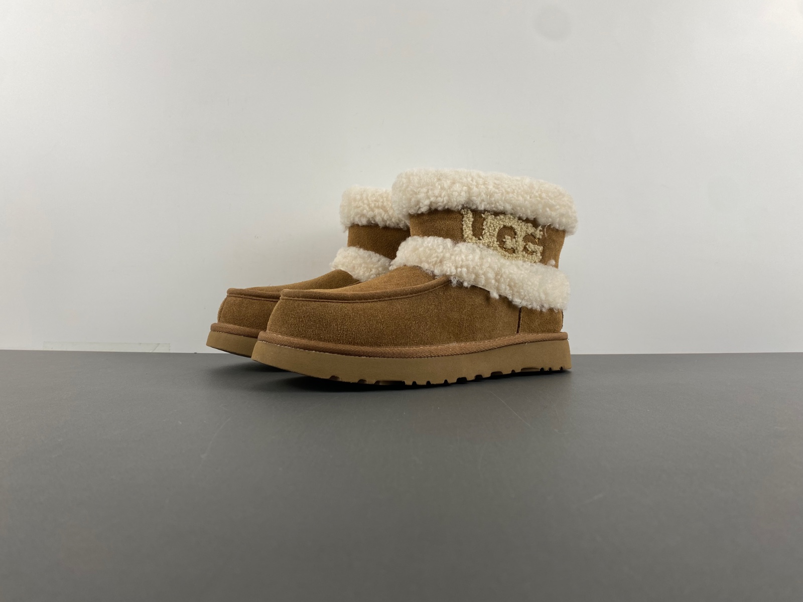 UGG W Ultra Mini Ugg Fluff braun W/1145410
