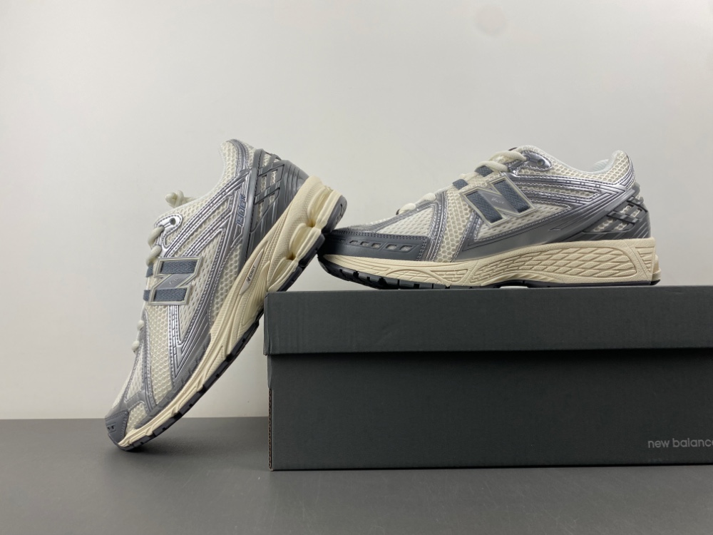 New Balance 1906  M1906RFS