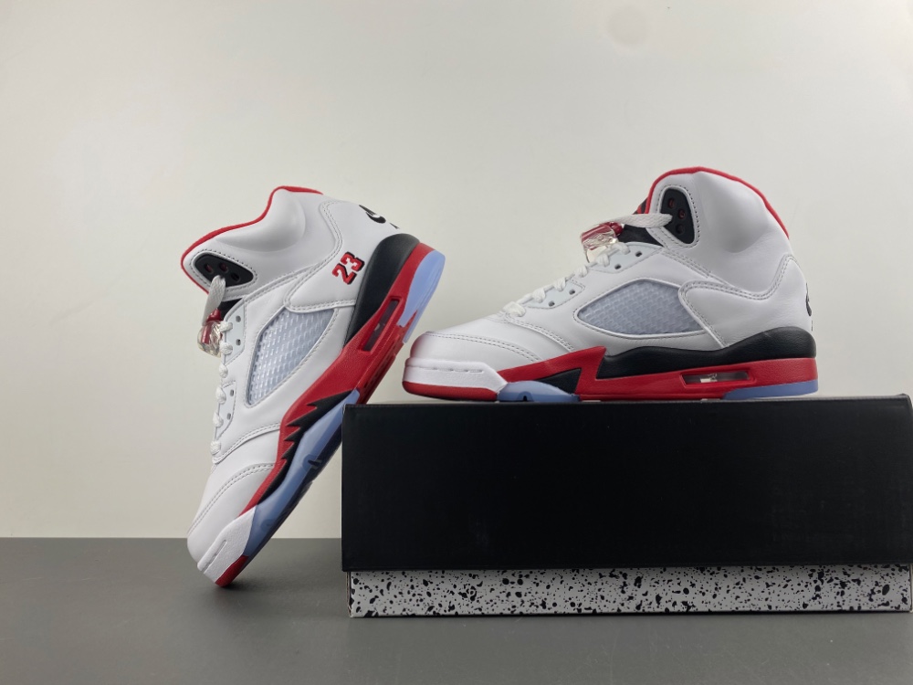 [Women's Shoes]Air Jordan 5 “Fire Red Black Tongue”GS  HQ7980-101