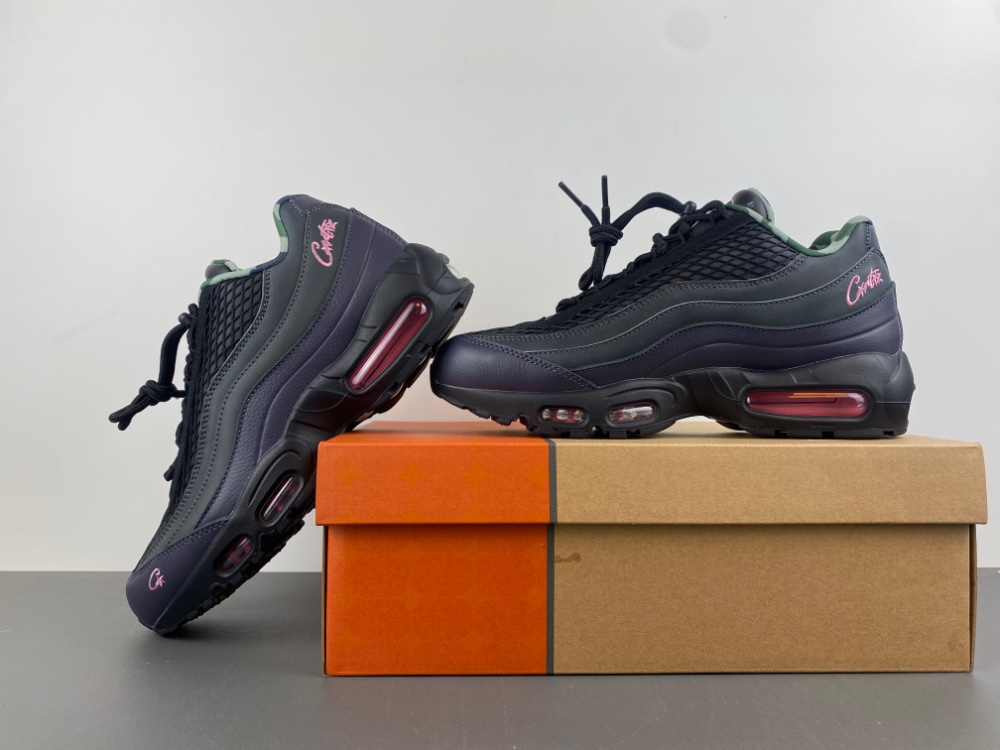 Corteiz x Air Max 95 SP “ Pink Beam” FB2709-001