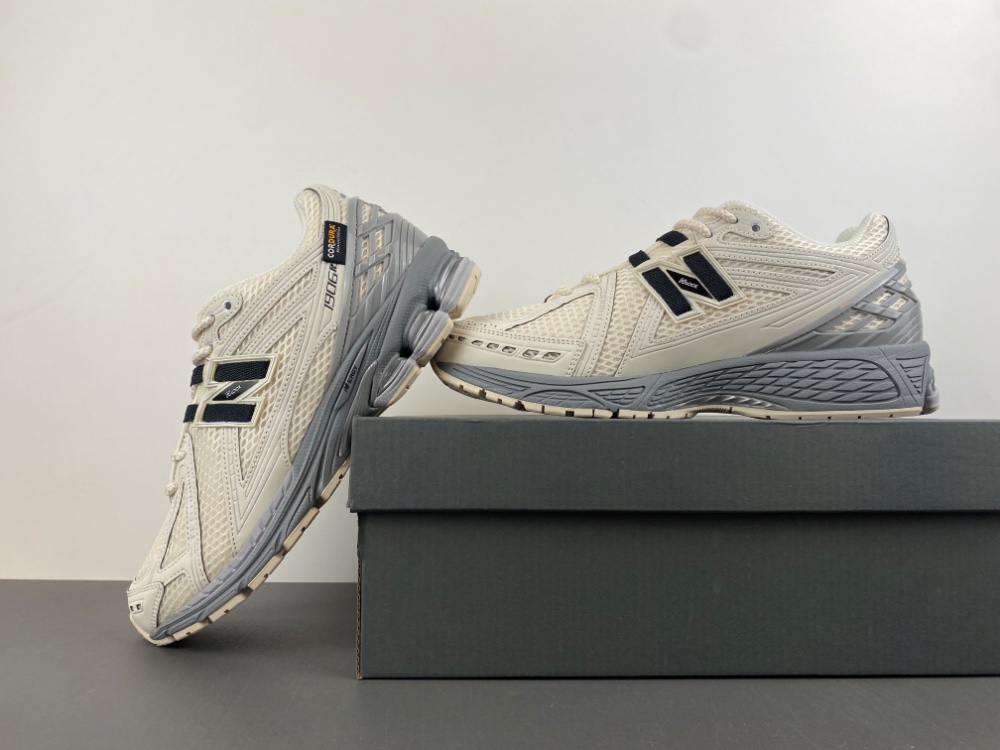 New Balance 1906 “Inkwell  U1906