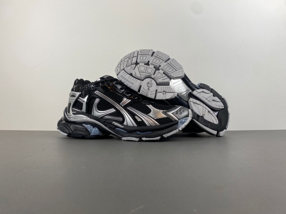 Balenciaga Runner  772774 W3RNY 0322