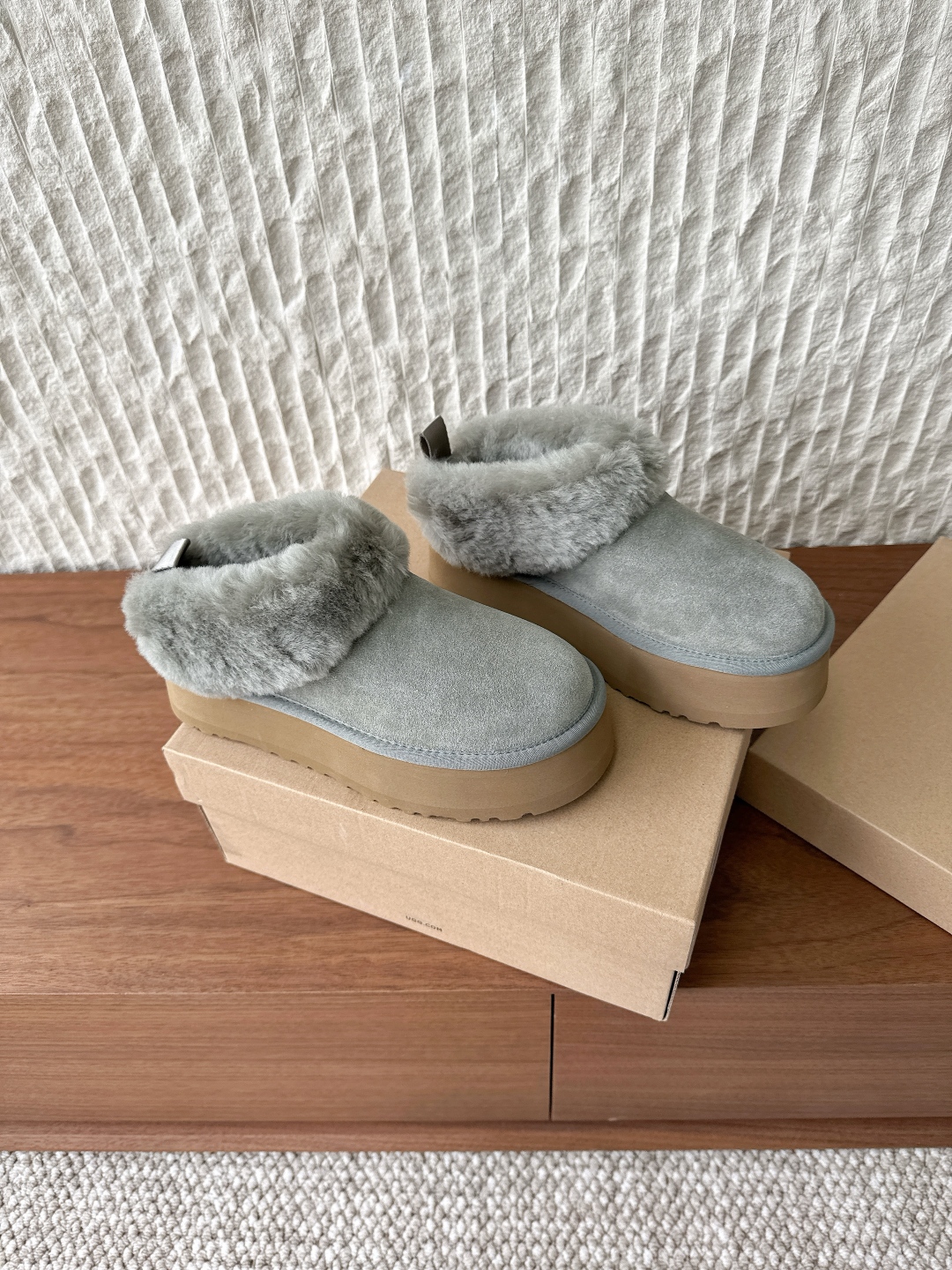 UGG Cotton slippers