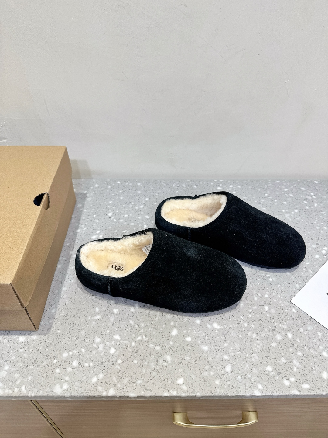 UGG Cotton slippers