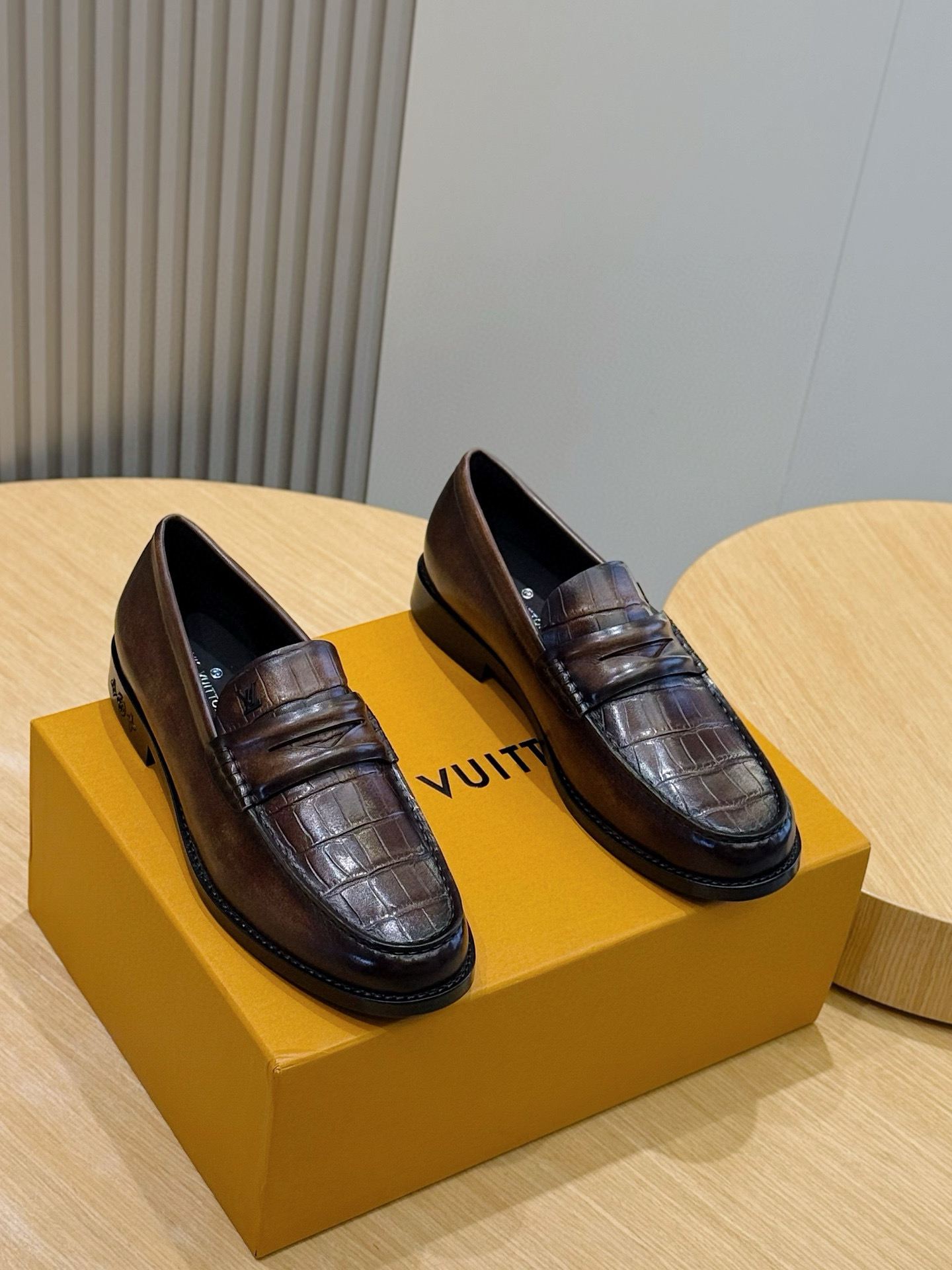 Major  Leather Shoes