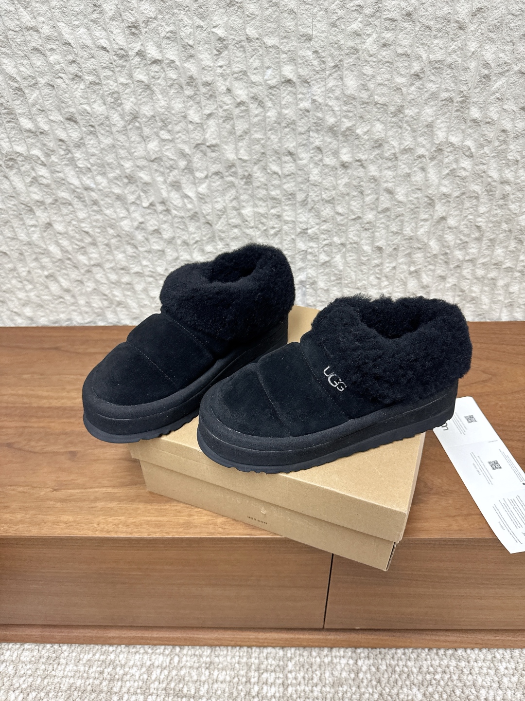 UGG Cotton slippers