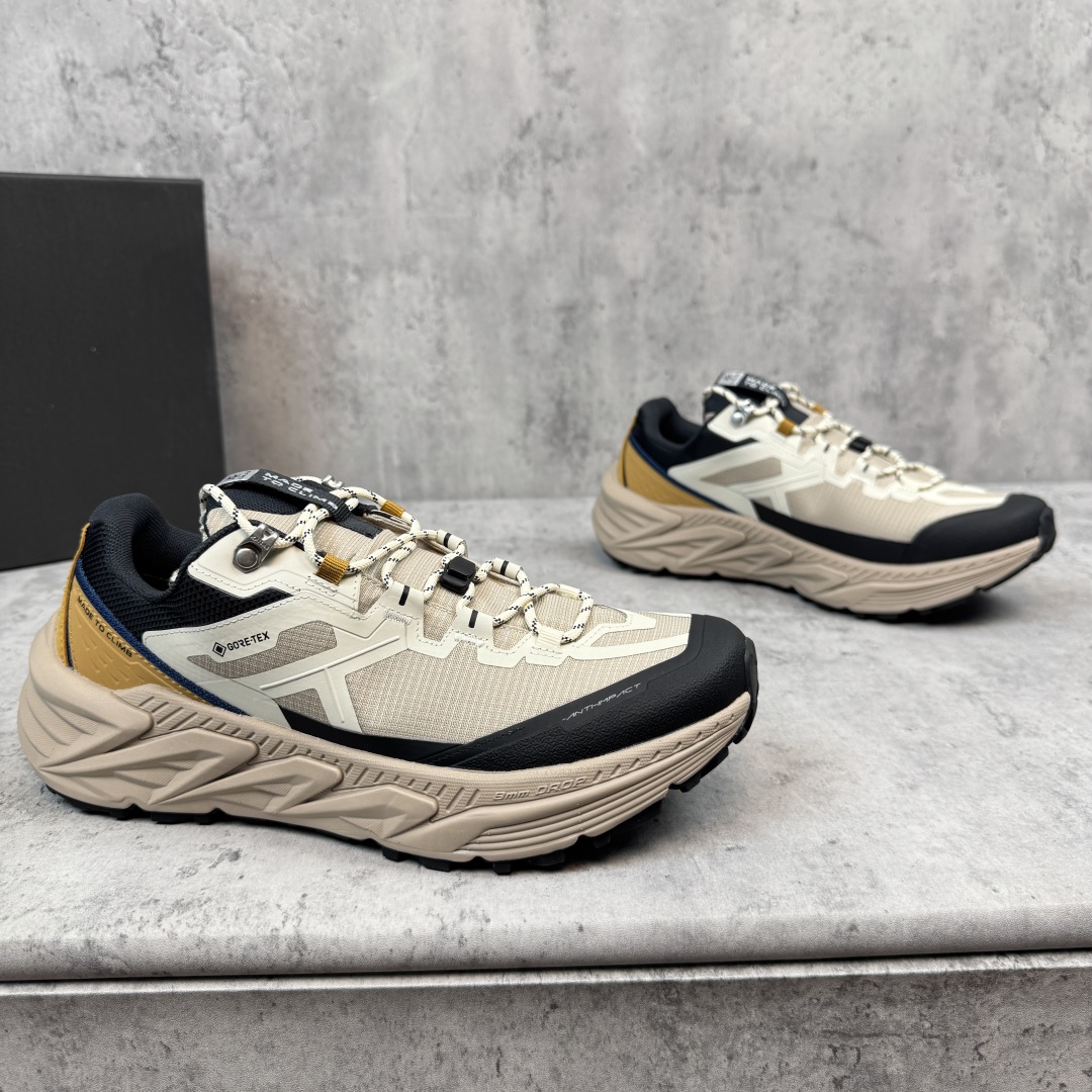 KAILAS Sneakers