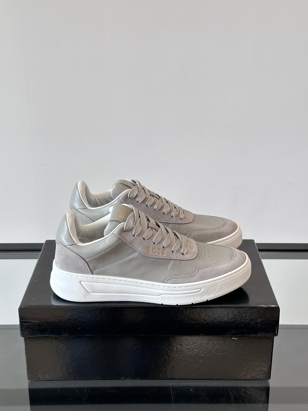 BOSS Sneakers
