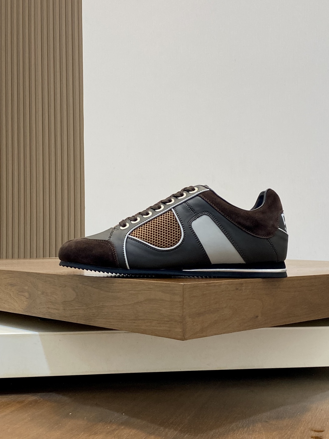 DOLCE & GABBANA Sneakers
