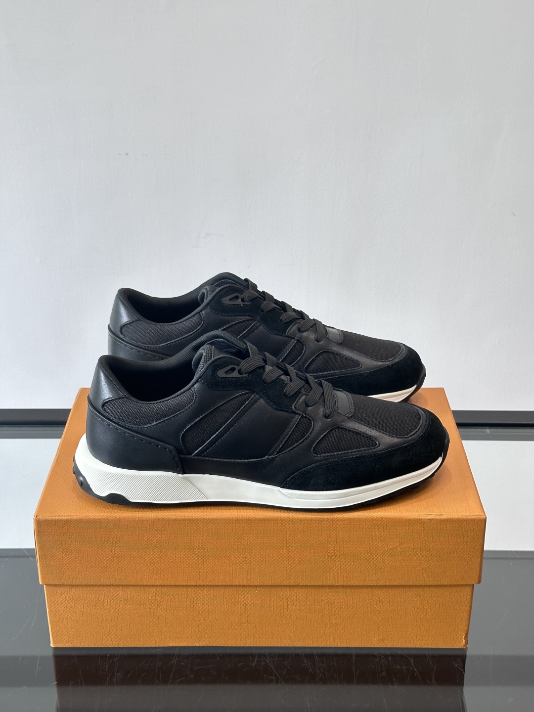 TOD'S Sneakers