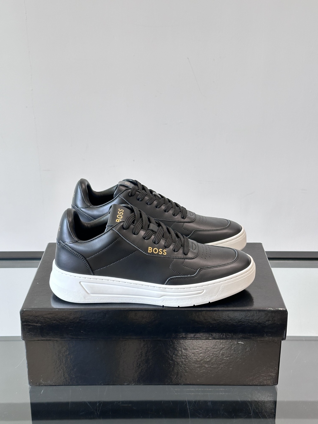 BOSS Sneakers