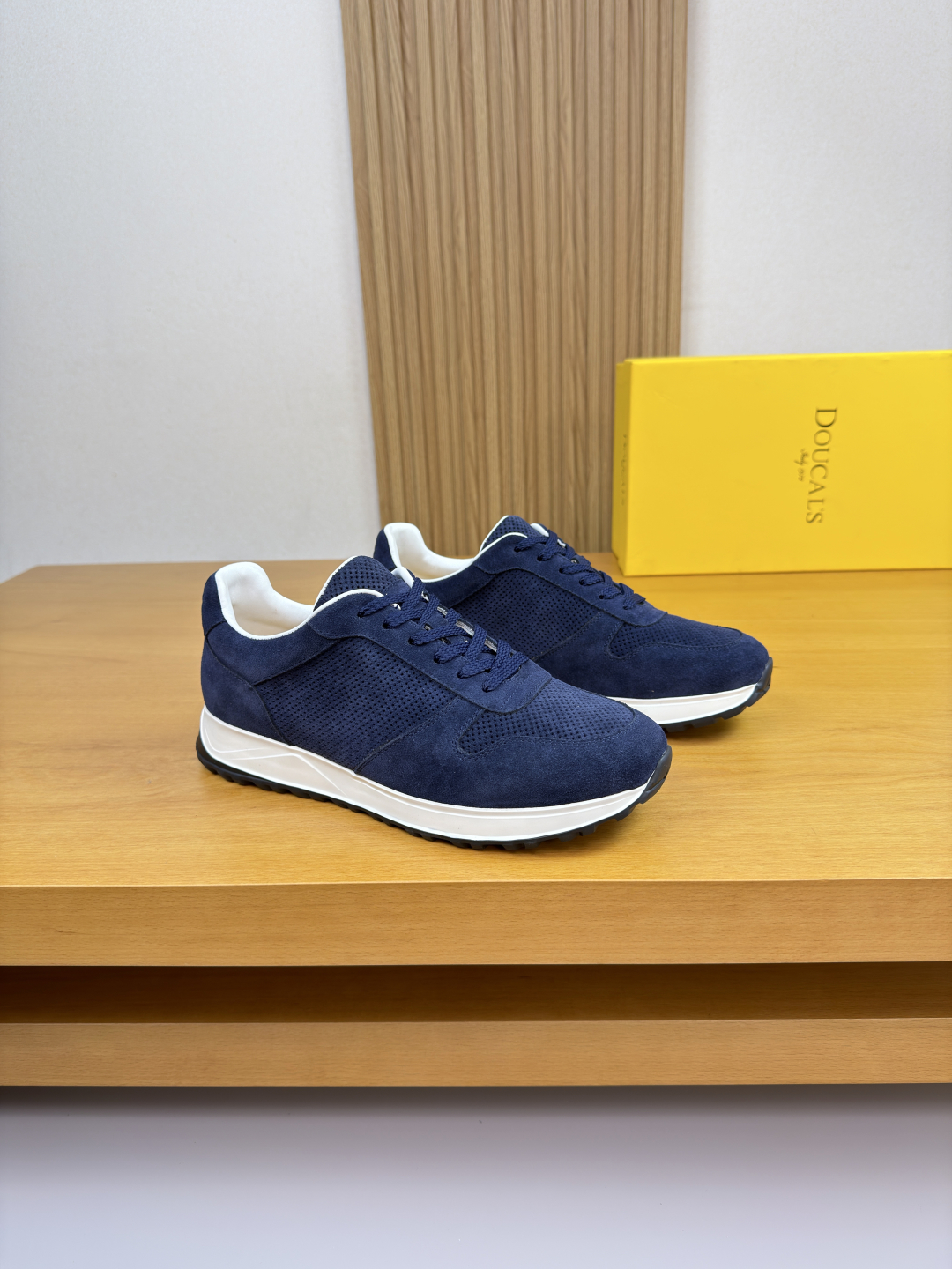 DOUCAL'S Sneakers