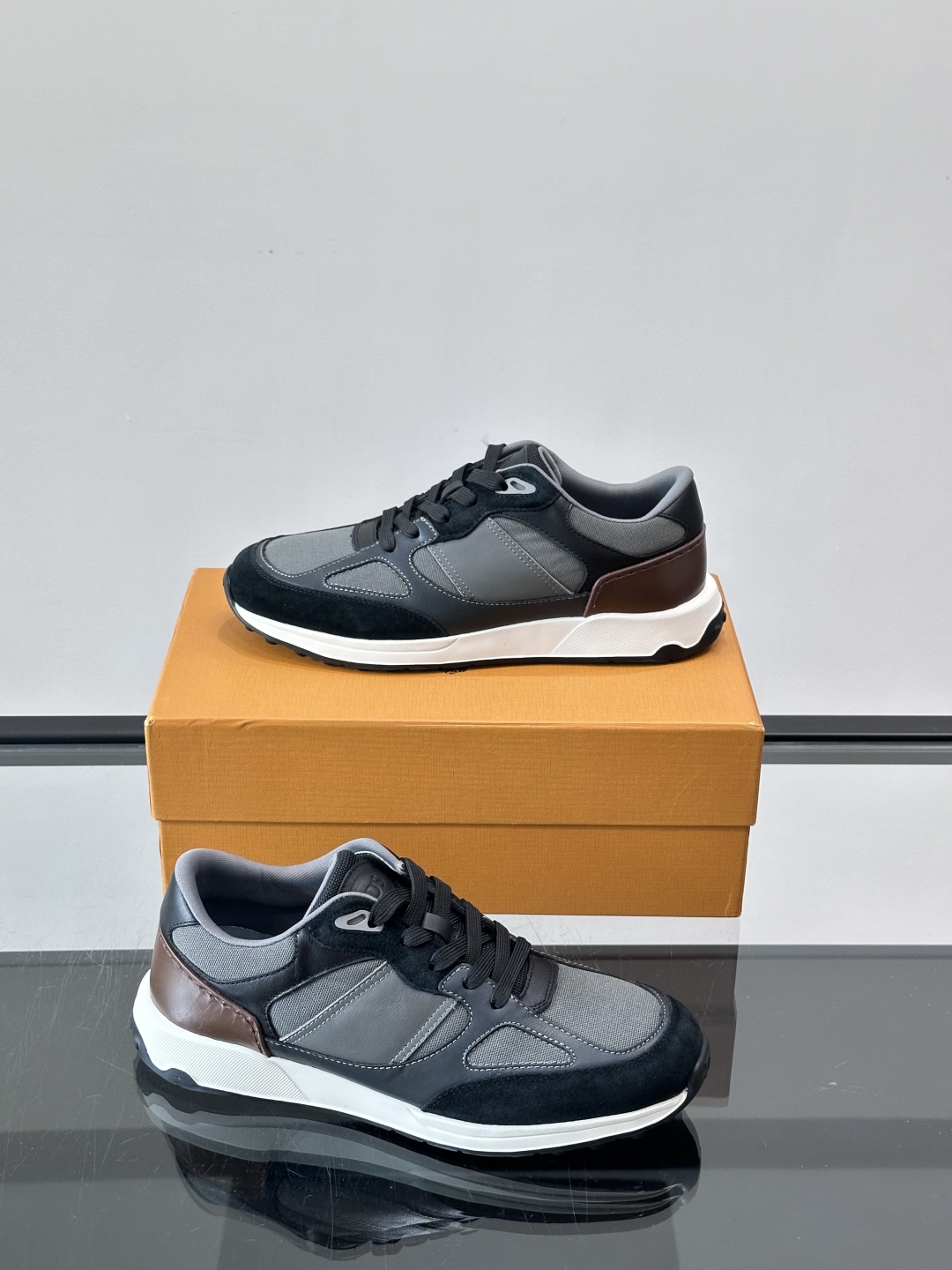 TOD'S Sneakers