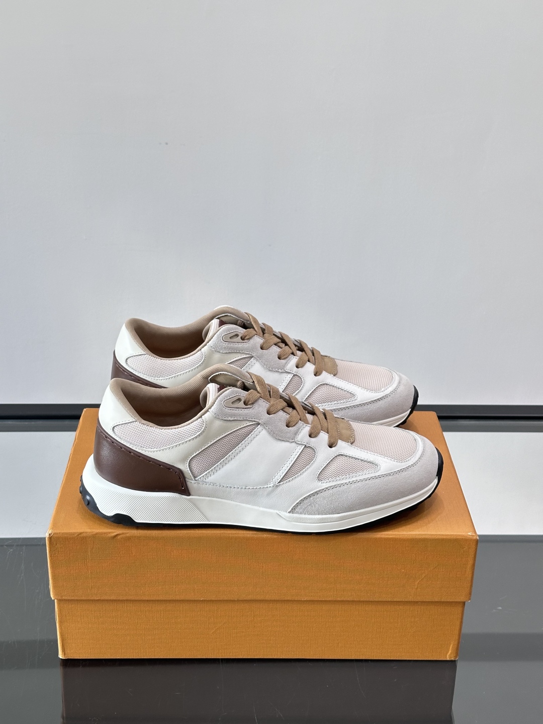 TOD'S Sneakers