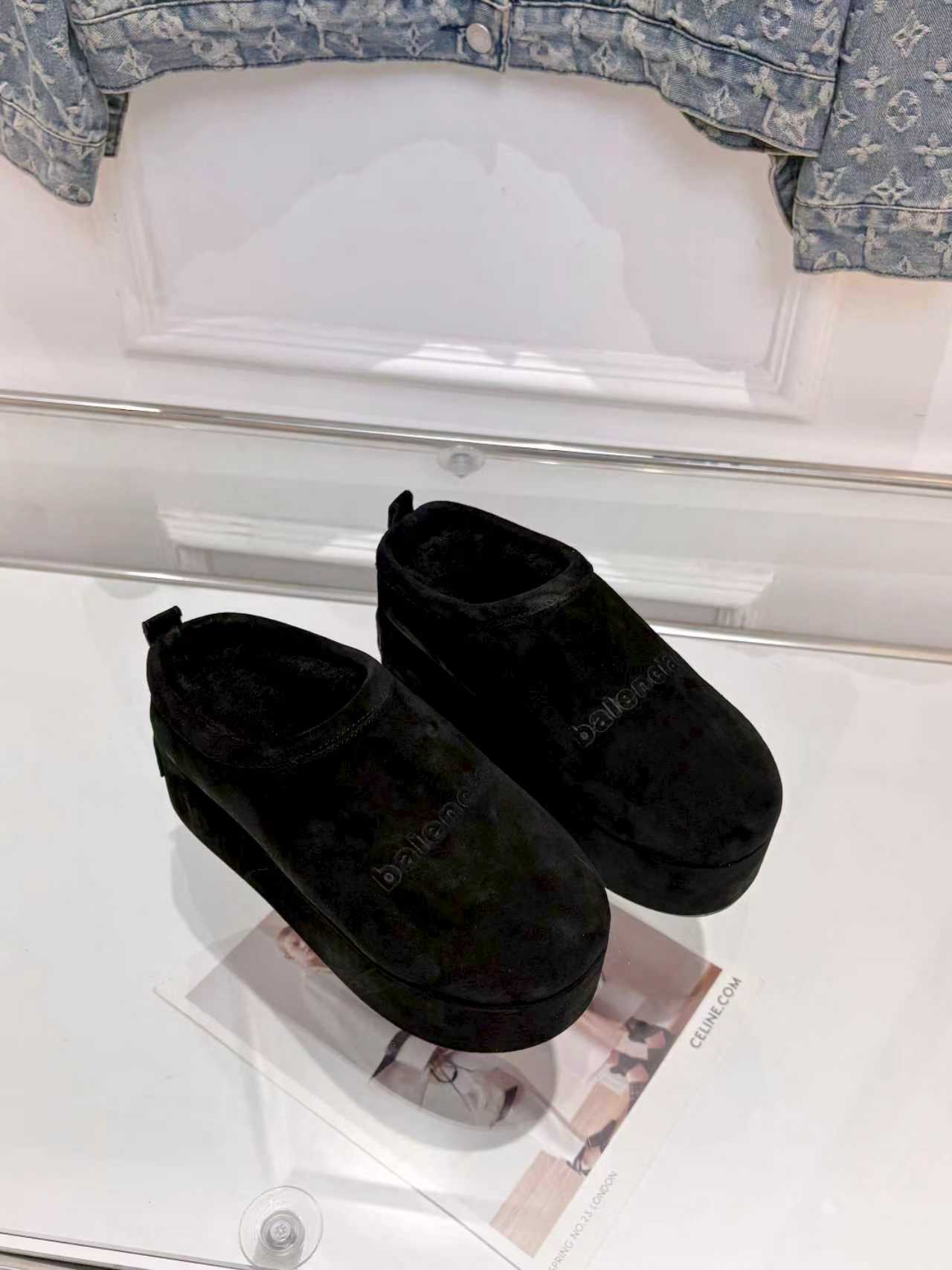 Balenciaga 2025 ALASKA SOFT
