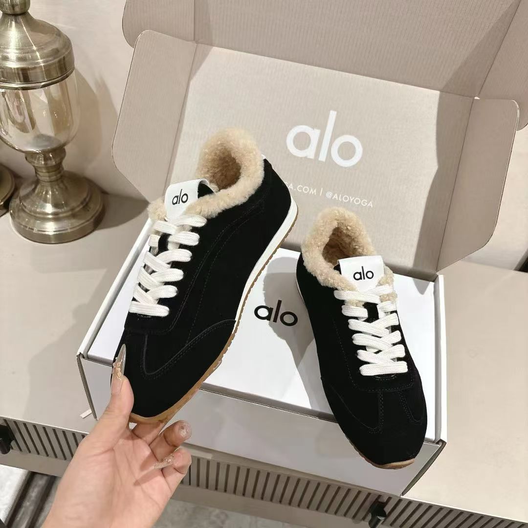 alo retro trainers