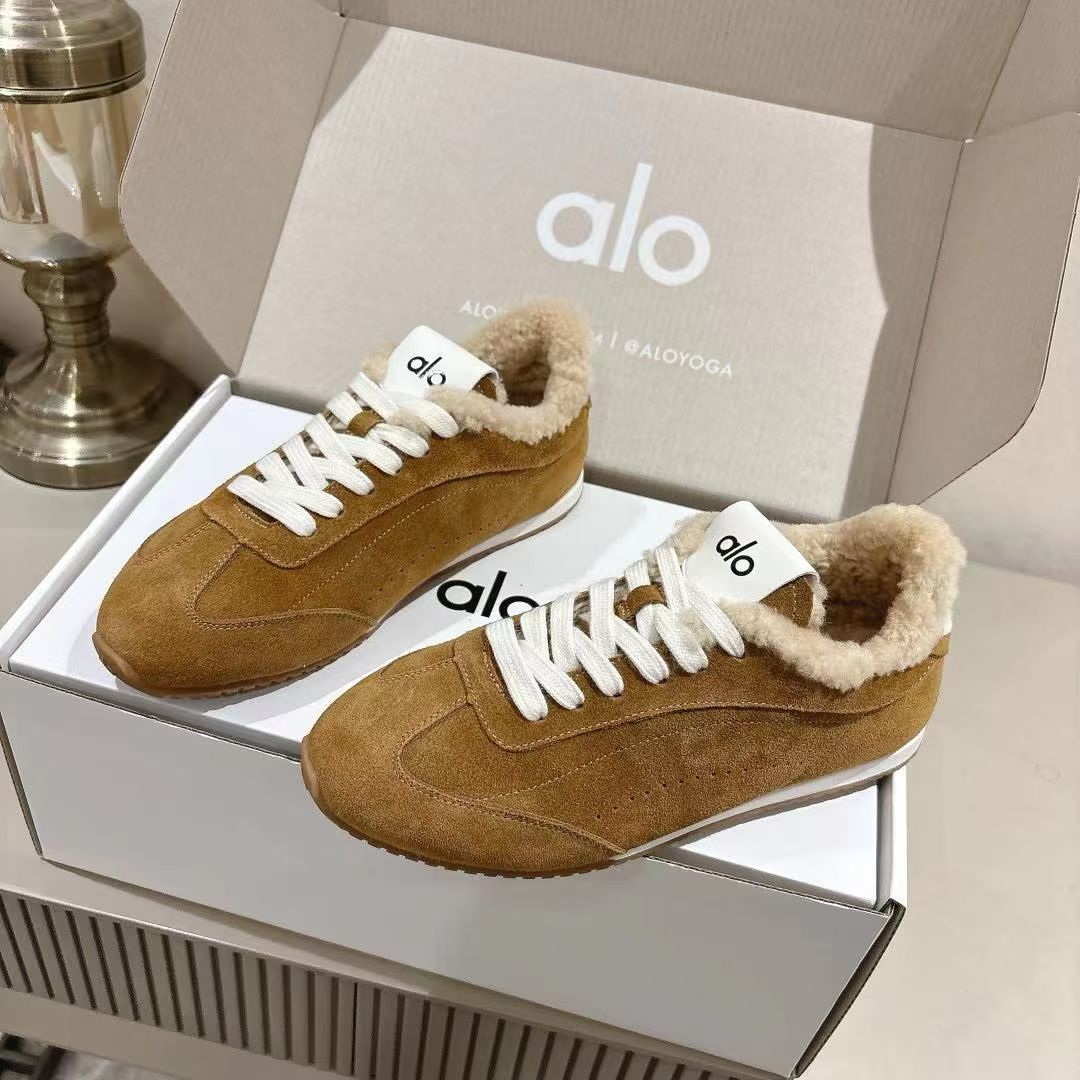 alo retro trainers