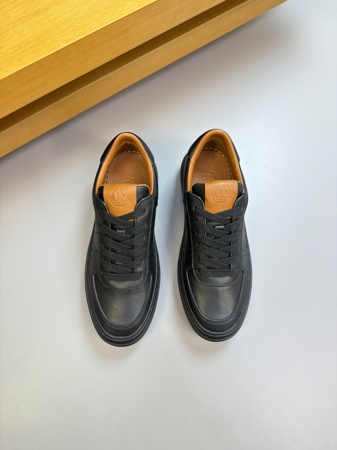 MONCLER Casual sports sneakers