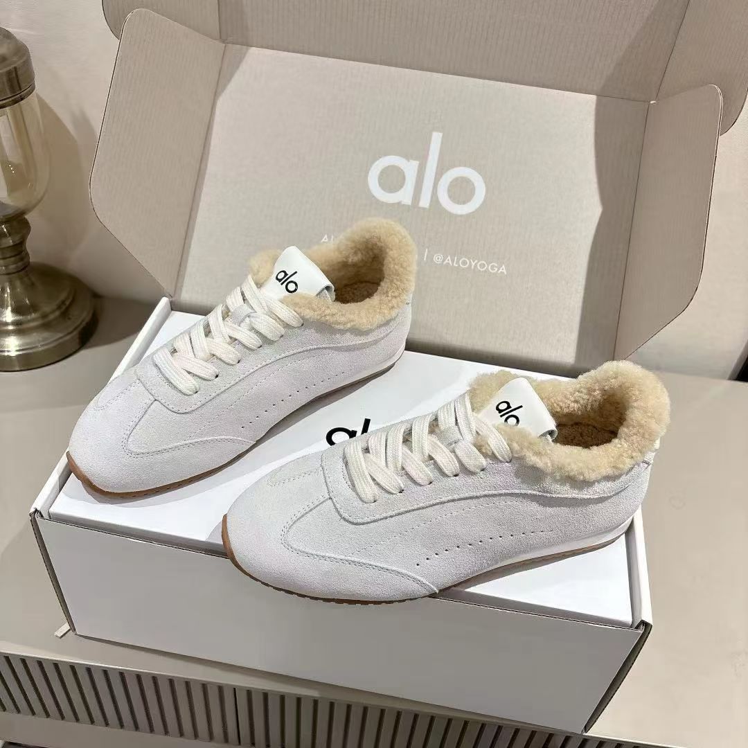 alo retro trainers