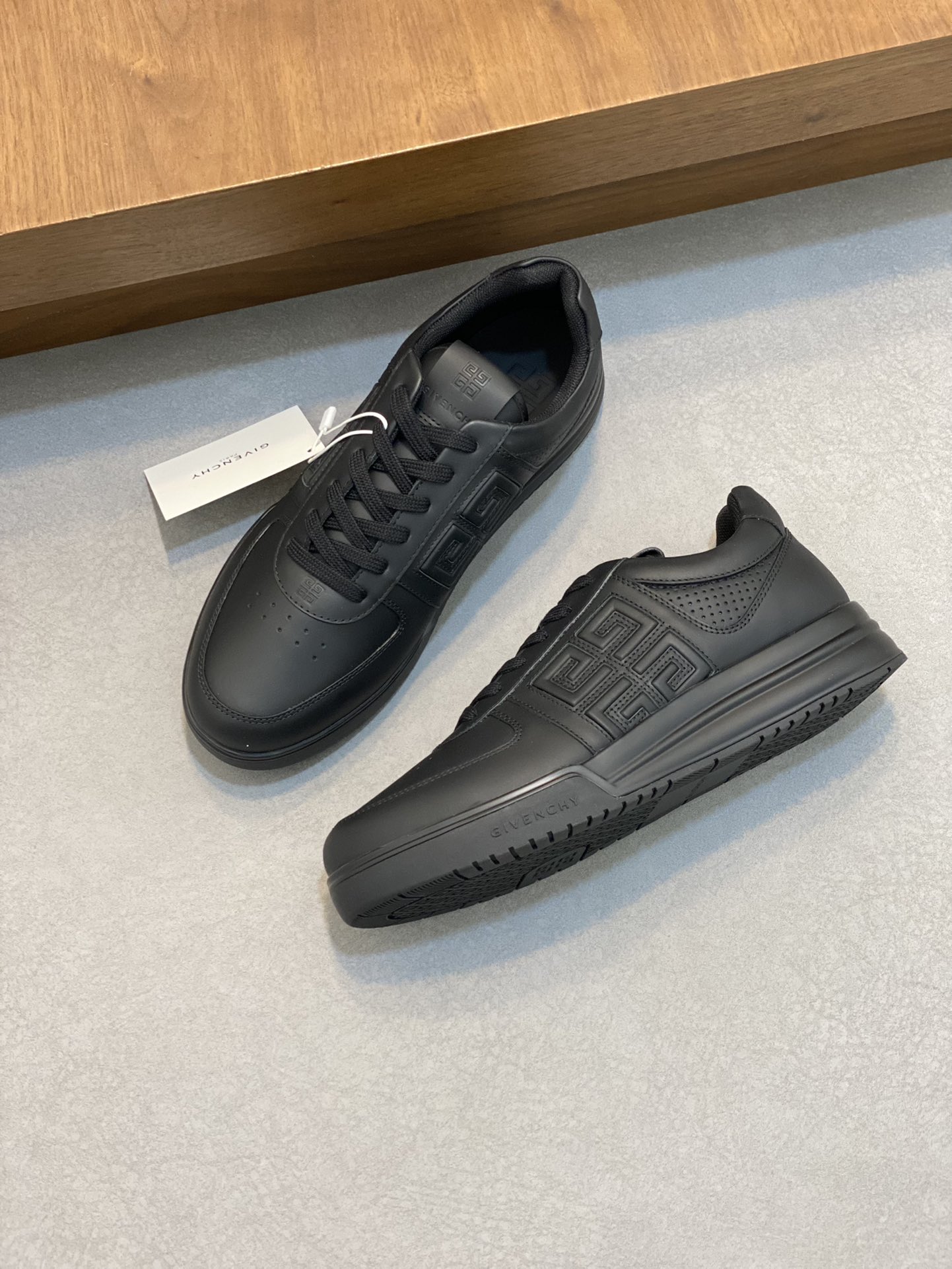 Givenchy Men's sneakers