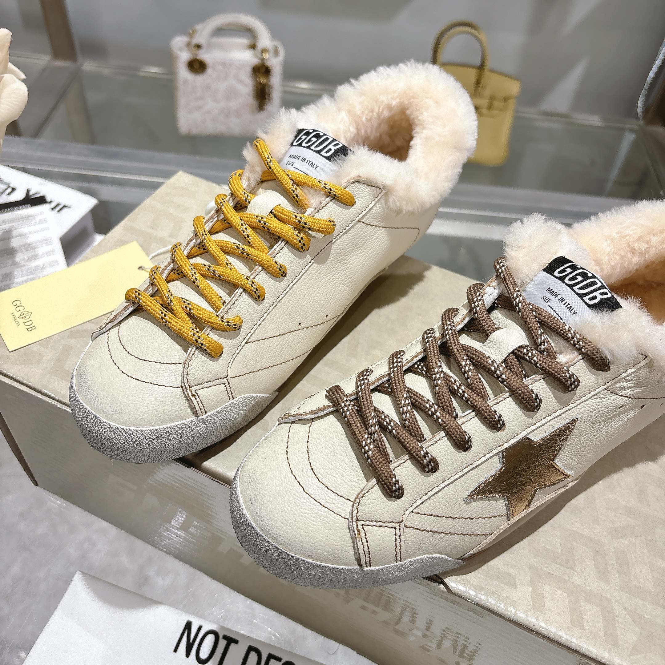 Golden Goose Sneakers