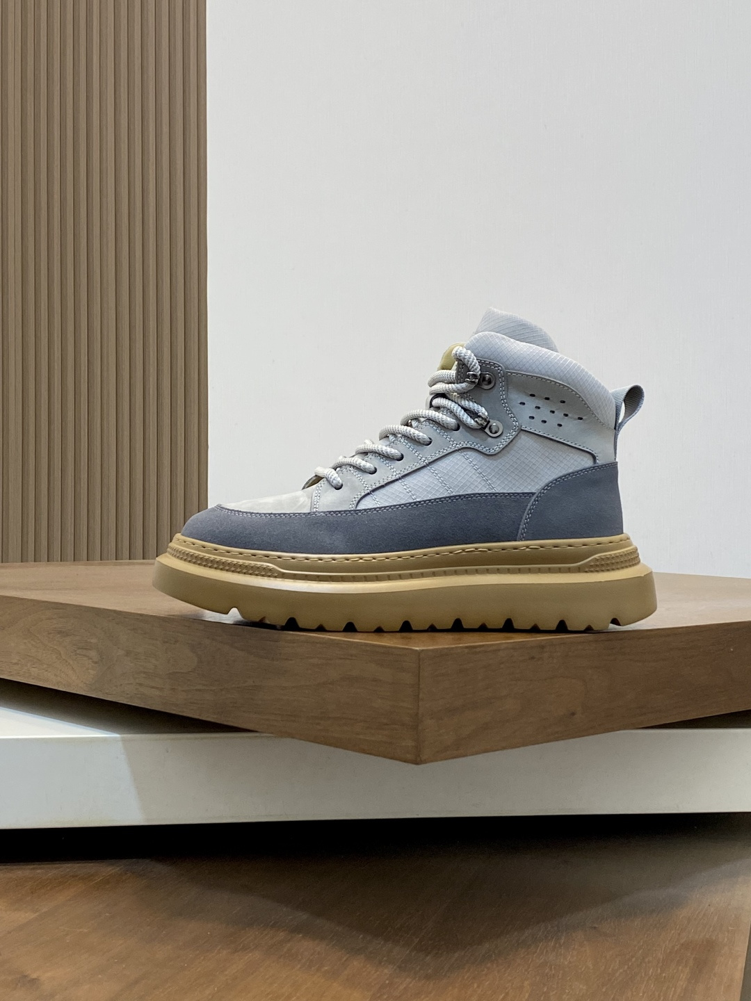 UGG Sneakers